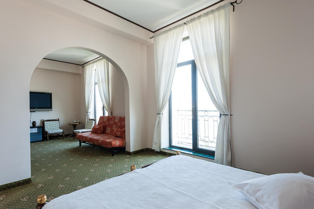 Hotel Palace Rrt Constanta Exterior photo